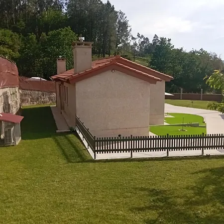 Casa O Cocho Vigo Holiday home Mos
